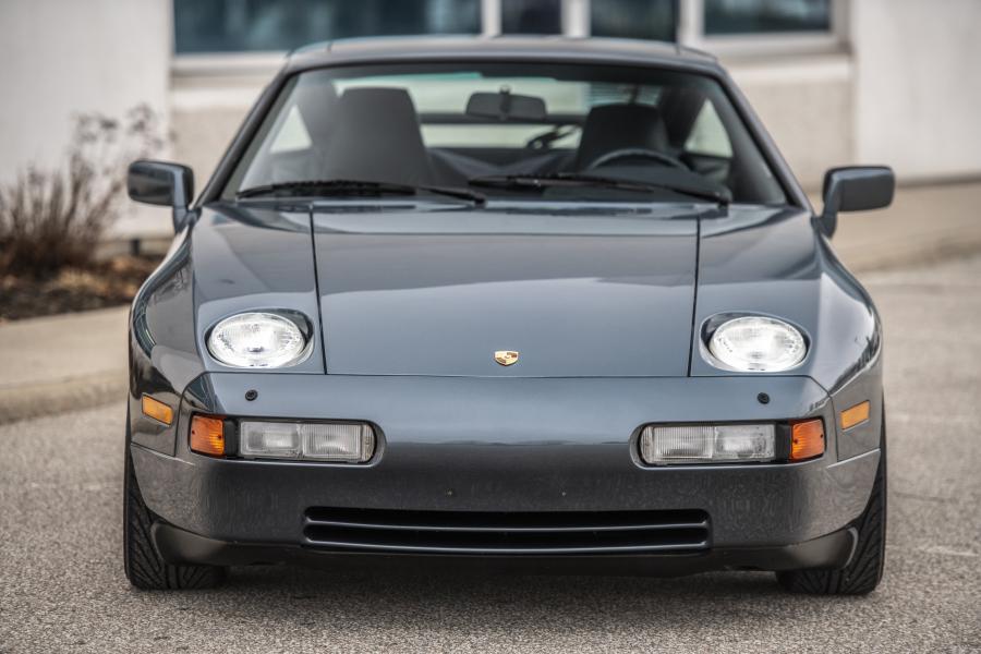  Porsche 928 S4 1988 года  (фото 5 из 70)